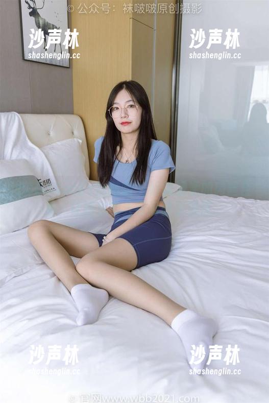 BoBoSocks袜啵啵-涵涵 BoBoSocks袜啵啵 - 听说涵涵的肉丝合集,让路过的人纷纷驻足流连。