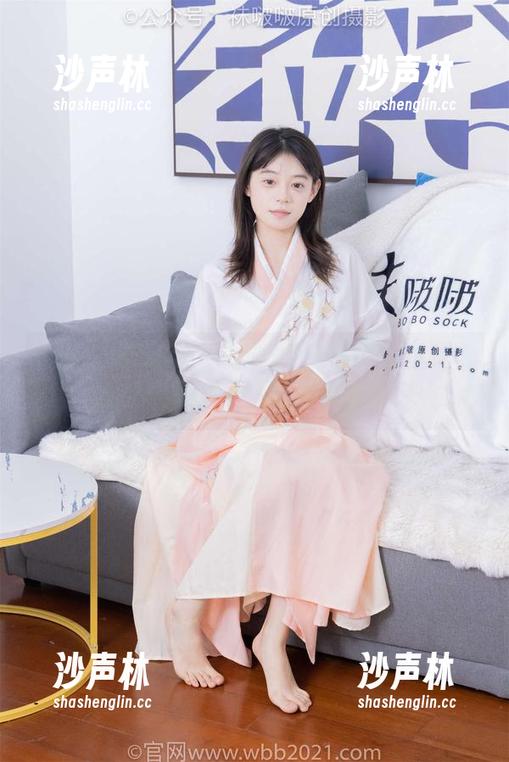 BoBoSocks袜啵啵-芝士 BoBoSocks袜啵啵 - 芝士在私房里玩黑丝(脚尖加固款),哪里来的冲击波?