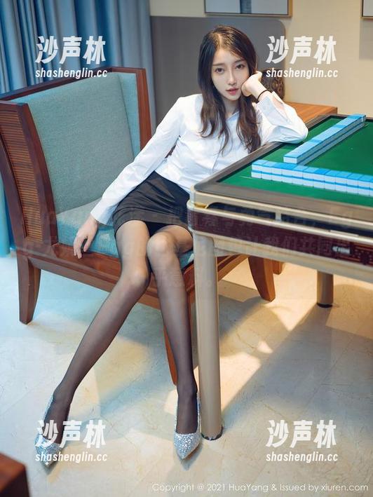 HuaYang花漾 - 把青春与勇气结合，Egg-尤妮丝Egg的比基尼图包让我们共同出乎意料。
