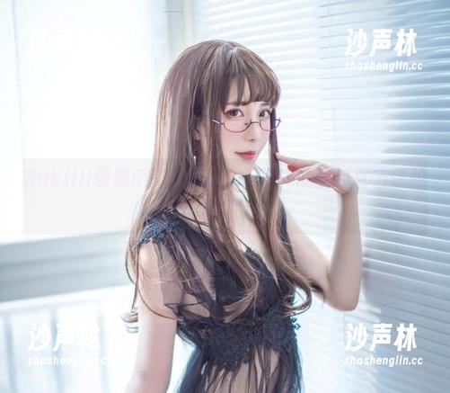 Sakiiii翎柒 Sakiiii翎柒6W粉福利:无圣光的图包直击你的眼球!