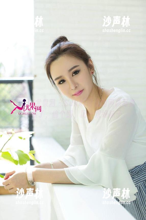 UGirls尤果网-Sukki可儿 UGirls尤果网 - Sukki可儿的网袜写真:累了,偷个懒,配一双好袜子