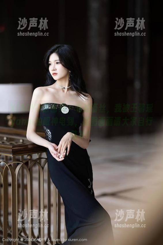 XIAOYU语画界-王馨瑶yanni XIAOYU语画界 - 私拍蕾丝,我被王馨瑶yanni的眼神电到,原图画面请大家自行脑补!
