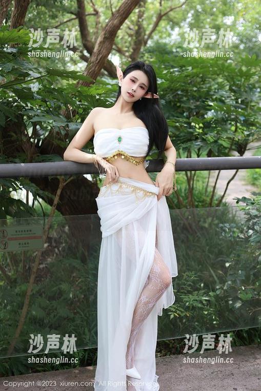 Xiuren秀人网-lingyu69 Xiuren秀人网 - 有些黑色是会发光的,像Lingyu的这组作品,绝对是色彩上的小恶魔!