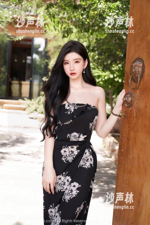 Xiuren秀人网-任莹樱 Xiuren秀人网 - 免费套图福利,任莹樱油亮风,也许你心中暗藏的涂鸦会冒出来哦。