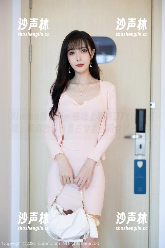 Xiuren秀人网-瑞莎Trista Xiuren秀人网 - 在线上看瑞莎Trista红裙,仿佛没事也要去穿条红裙尝试一下?