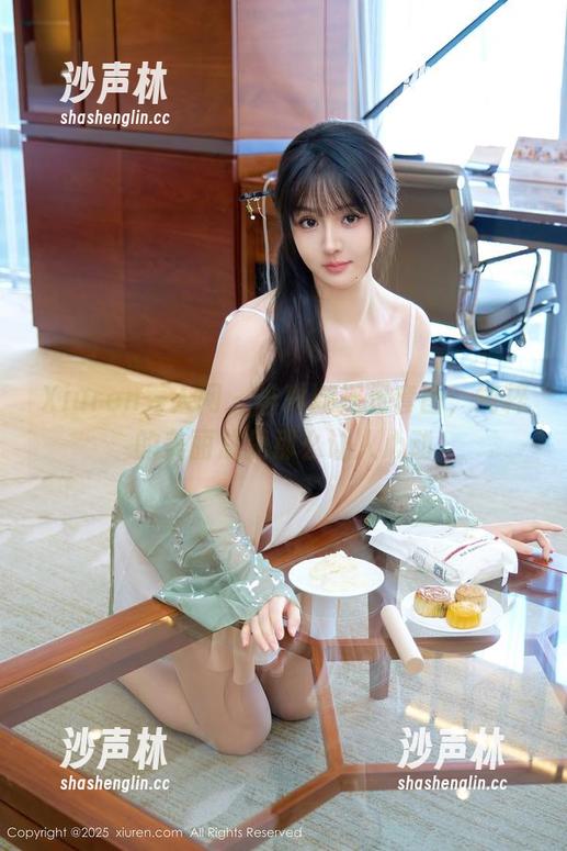 Xiuren秀人网-芈琳娜 Xiuren秀人网 - 芈琳娜裸足套图,纯粹的美丽总是那么让人心动