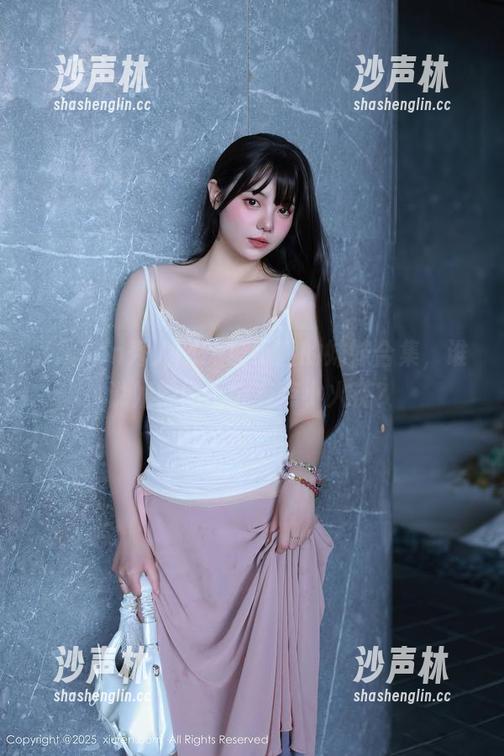 Xiuren秀人网 - 鹿小茜的妹妹合集，谁说姐妹间不能有点小火花？