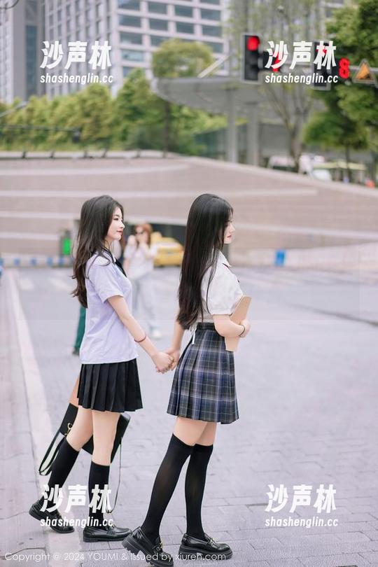 YouMi尤蜜荟-小海臀Rena YouMi尤蜜荟 - 小海臀Rena女神的照片,看着看着我想起了什么...