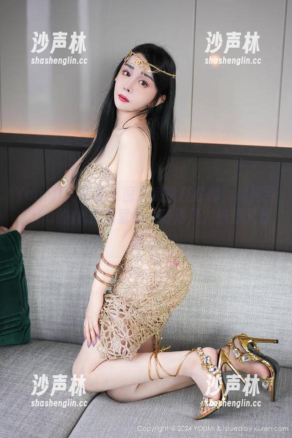 YouMi尤蜜荟-战姝羽Zina YouMi尤蜜荟 - 图片质量杠杠的!战姝羽Zina的JK原图就像一阵清风,随意又舒适。