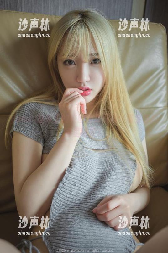 yeeun孙乐乐的校园资源探险：谁会在教室里睡觉？