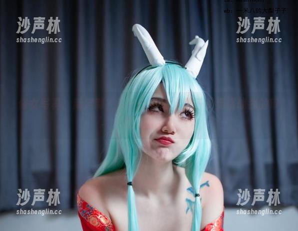 一米八的大梨子 修女写真、新定制?!一米八的大梨子又要挑战我的审美极限了。