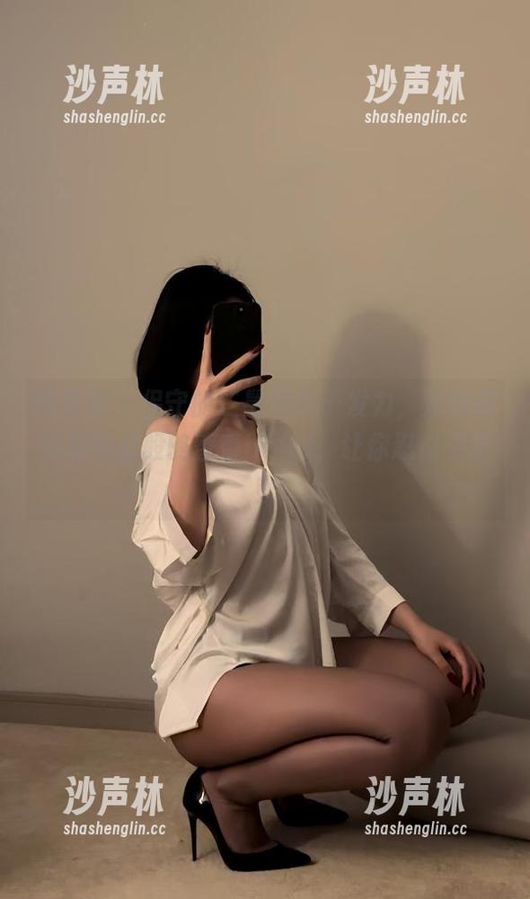 微密圈 - 保守的二舅妈终于发力，定制摄影和彩虹般的香香jiojio，让你忍俊不禁！