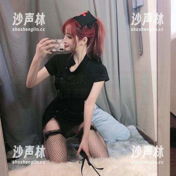 新的写真集又丢给你，叉子宝宝的碧蓝光辉，离谱美丽值得深扒！