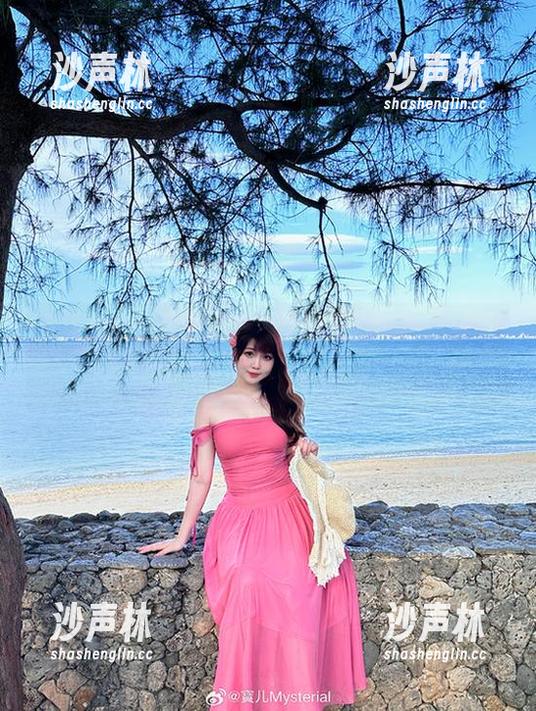 宝儿mysterial 宝儿mysterial的不羁修女形象:当宗教遇上潮流图集