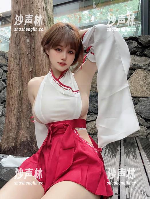 小仓千代w 小仓千代w全套写真,办公室变成了不一样的交流会,太会玩了吧。
