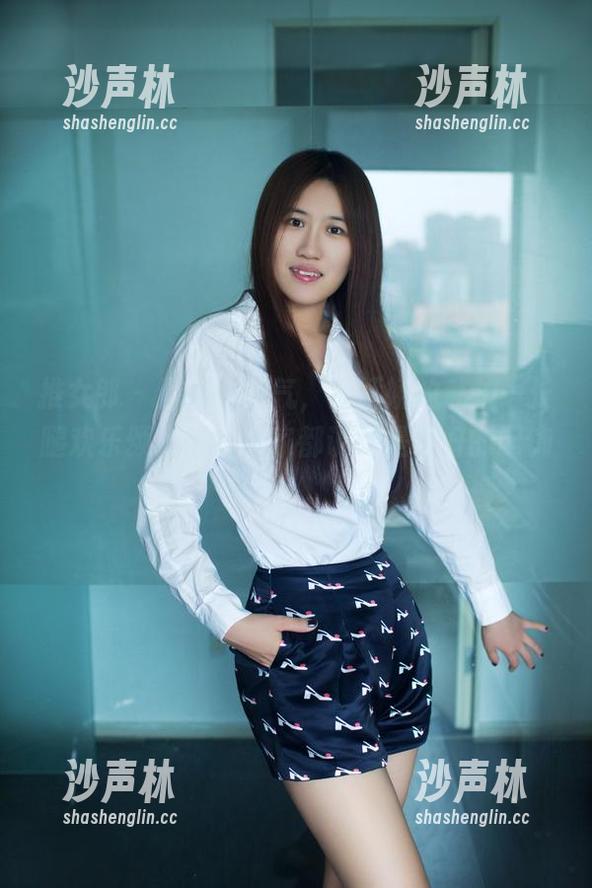 推女郎 - 倒吸一口气，潘娇娇的私拍—长腿欢乐颂，难怪大家都说腿是最好的配饰！