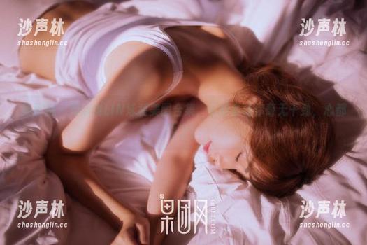 果团网-周琰琳LIN 果团网 - 周琰琳LIN泳装美图合集,可能会让你毫无干劲,心都飞了!