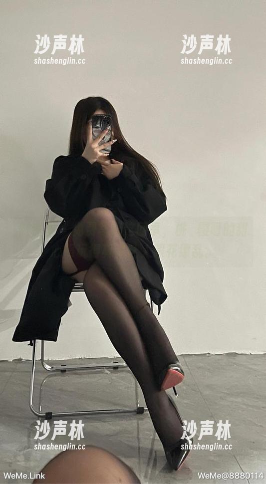 微密圈 - 免费写真这回事，桃沢樱呀的甜心照玩得真是让人眼花缭乱。