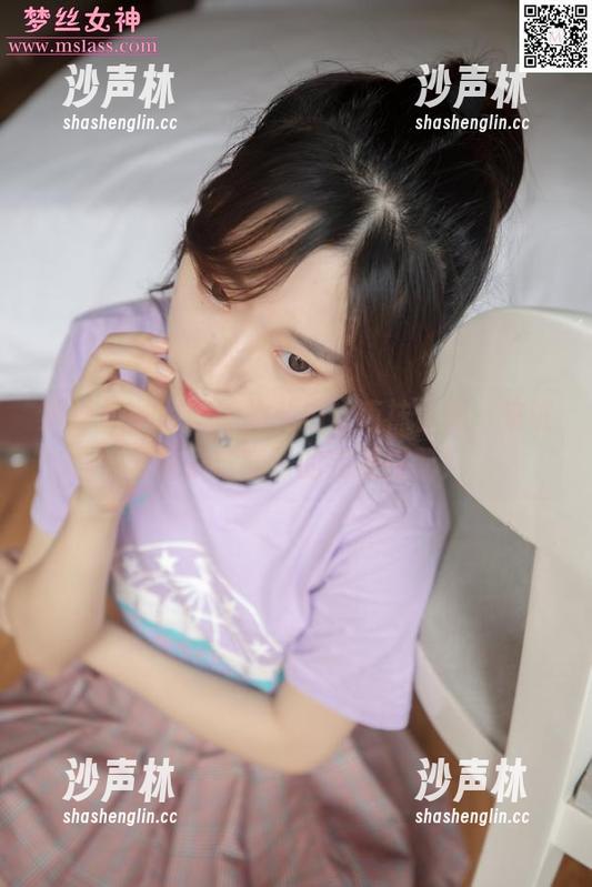 梦丝女神-璇璇 梦丝女神 - 璇璇的私拍长筒袜合集,来试试袜子与腿部的完美搭配!