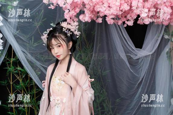 爆机少女喵小吉 新鲜出炉!爆机少女喵小吉裤里丝原图,谁说看图不长脑?