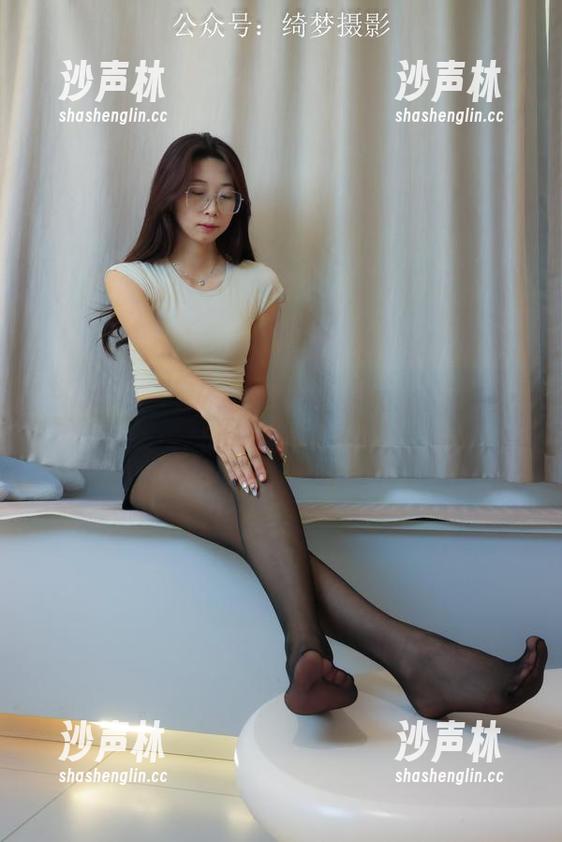 绮梦摄影-曦曦 绮梦摄影 - 曦曦泳衣大比拼:谁才是海滩的最佳背影?