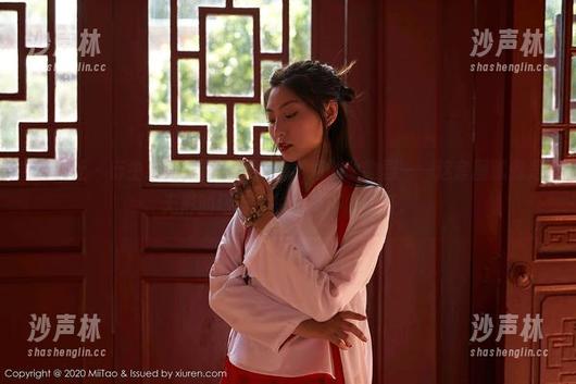 蜜桃社-蜜蕊Mary 蜜桃社 - 衍生系列,蜜蕊Mary学姐的动物园——这套图就像是无形的纽带,拉着我不愿离开。