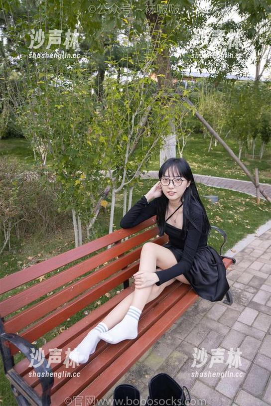 袜啵啵 - 熊熊乱炖：免费厨娘合集，不迷路的味蕾之旅！