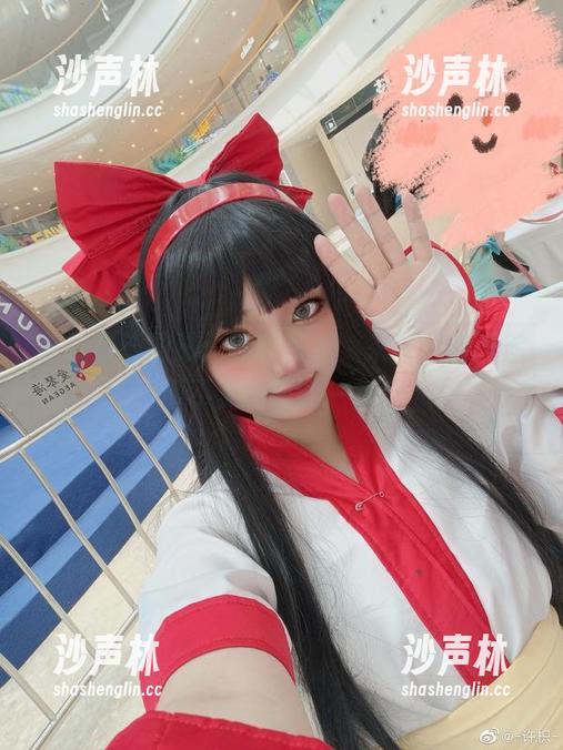 许枳最新图册：透明视线，来呀，揭开你看不见的我的一角！