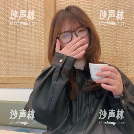 这种美腿也太优雅了吧，闪月半的美图真让人流口水！