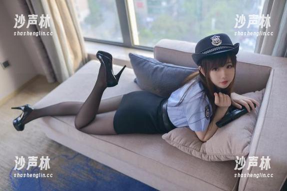 雪琪SAMA 最新图集,雪琪SAMA身上的牛仔黑丝袜,没想到牛仔裤也能撑起这么多故事,哈哈!